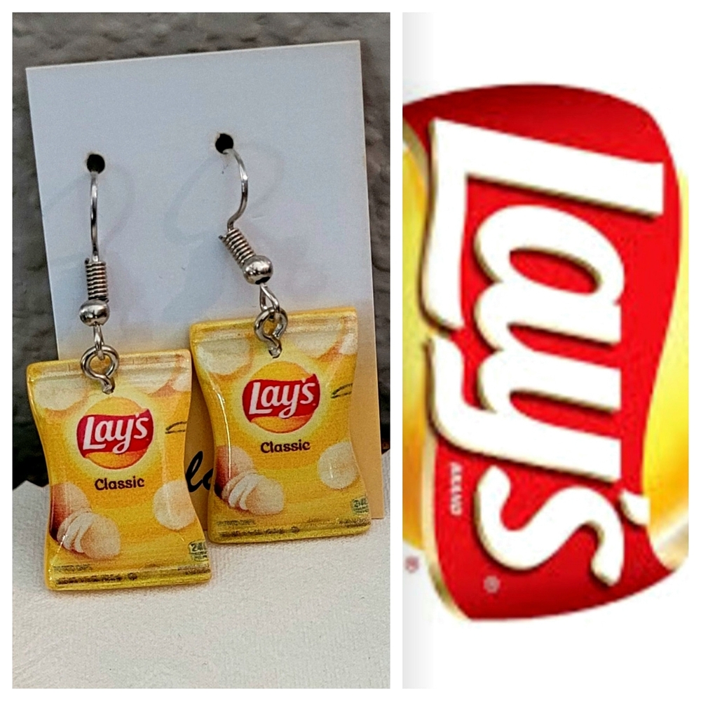 LAYS Earrings